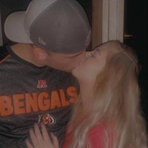 Meet your Posher, Hunter